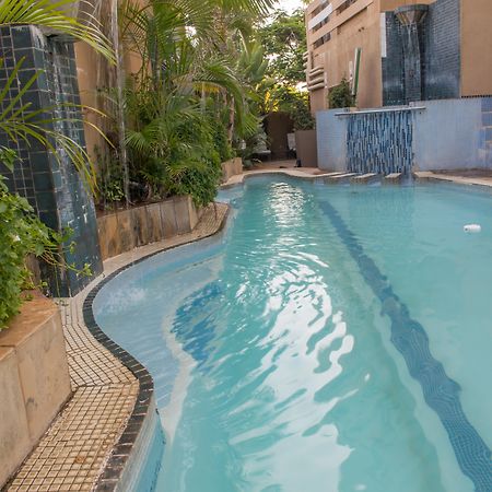 Peermont Mondior Hotel Gaborone Exterior foto