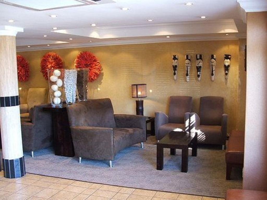 Peermont Mondior Hotel Gaborone Exterior foto