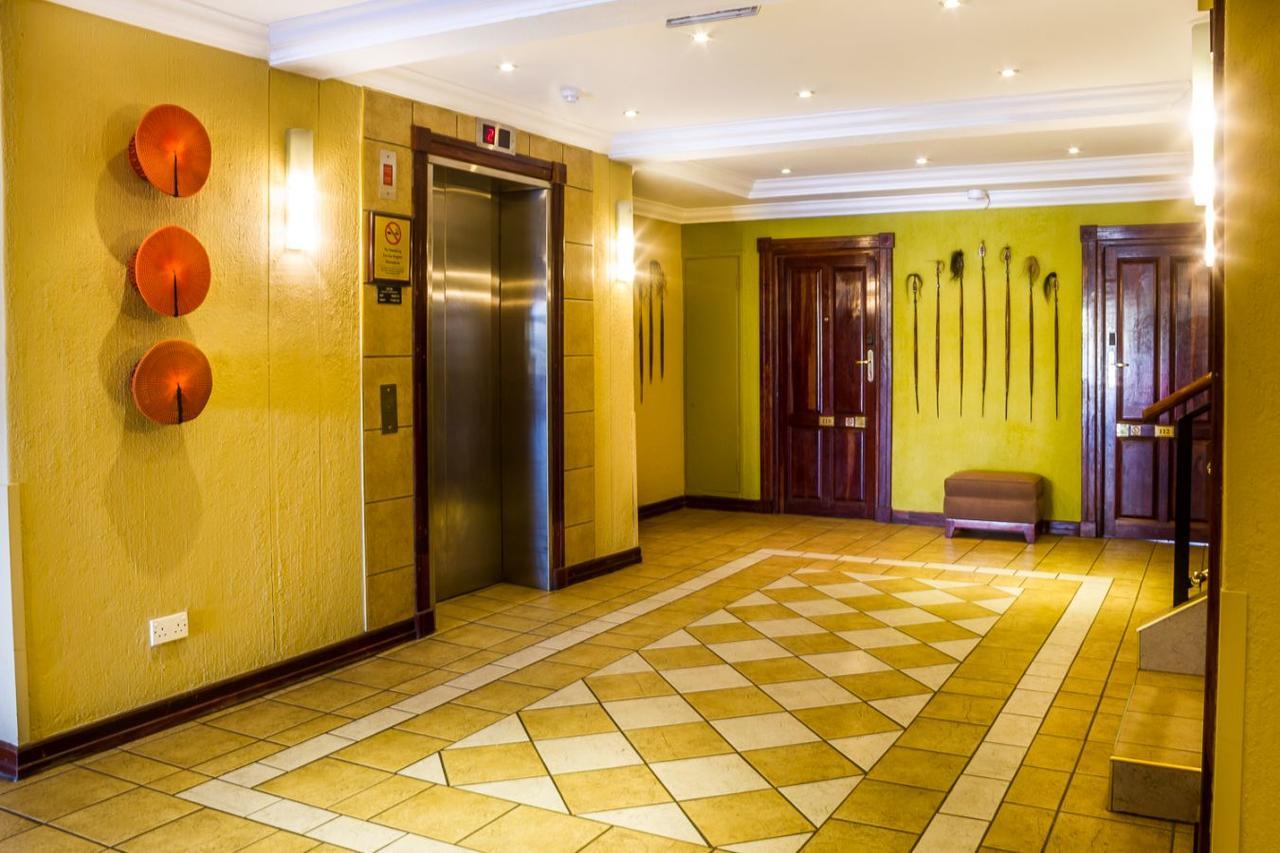 Peermont Mondior Hotel Gaborone Exterior foto