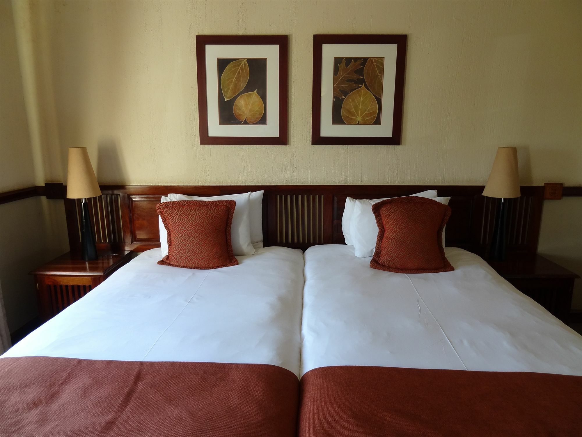Peermont Mondior Hotel Gaborone Exterior foto